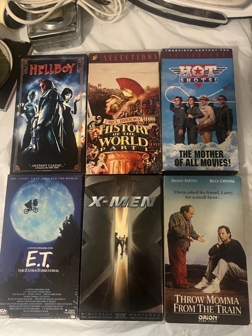 Lot vhs 6 Assorted Classic Movie VHS Box Set - Hellboy, X-Men, E.T. & More